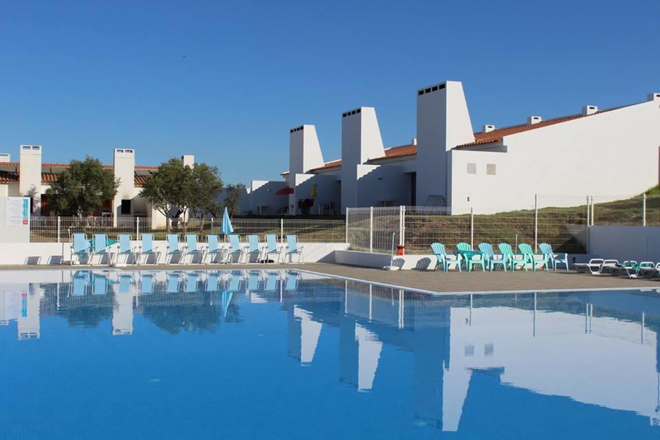 Parque De Campismo Da Ilha Do Pessegueiro Hotel Porto Covo Eksteriør billede